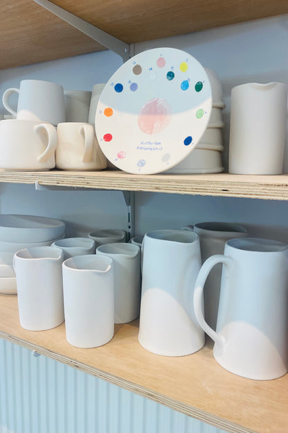 Pottery Painting Cafe / Keramiek Schilderen